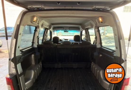 Utilitarios - Peugeot Partner 2014 Diesel 150000Km - En Venta