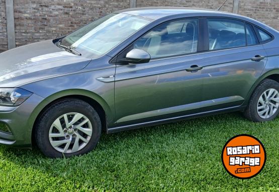 Autos - Volkswagen Virtus 2018 Nafta 73000Km - En Venta