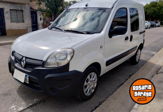 Utilitarios - Renault KANGOO CONFORT 1.6 5A 2017 GNC 145000Km - En Venta