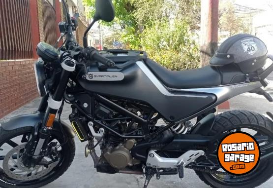 Motos - Husqvarna Svartpilen 2022 Nafta 5500Km - En Venta