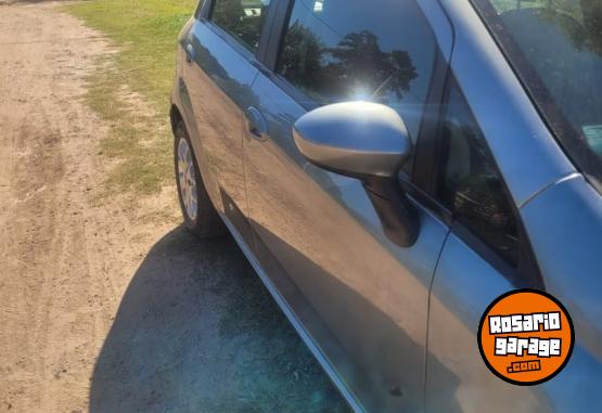 Autos - Fiat Punto Attractive 1.4 8v 2009 Nafta 174500Km - En Venta