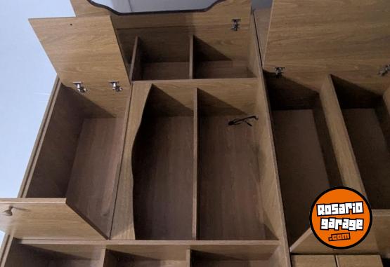 Hogar - Modular color roble en excelente estado. - En Venta