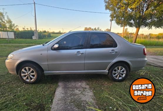 Autos - Fiat Siena full motor 1.8 2005 GNC 208000Km - En Venta