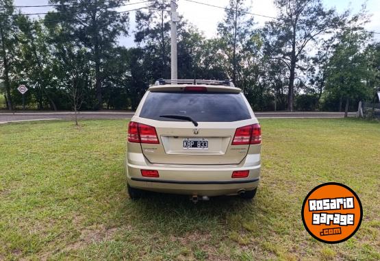 Camionetas - Dodge Journey SXT 2011 Nafta 203000Km - En Venta