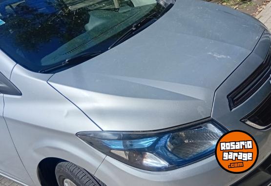 Autos - Chevrolet Prisma LTZ 2015 GNC 170000Km - En Venta