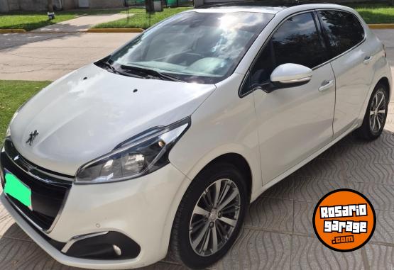 Autos - Peugeot 208 FELINE 2018 Nafta 60000Km - En Venta