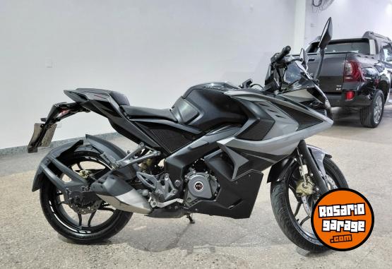 Motos - Bajaj Rouser rs 200 2018 Nafta 11000Km - En Venta