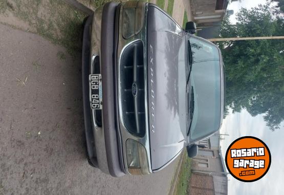 Camionetas - Ford explorer 4x4 sport 1997 Nafta 160000Km - En Venta