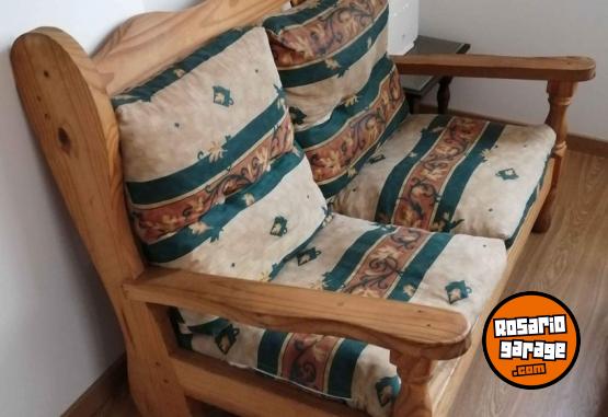 Hogar - Sillón de madera 2 cuerpos con almohadones.....SI ESTA PUBLICADO ,ESTA DISPONIBLE!!! - En Venta