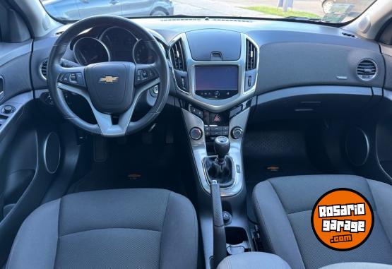 Autos - Chevrolet CRUZE LT 1.8 4P 2015 Nafta 80000Km - En Venta
