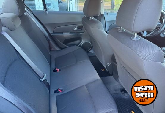 Autos - Chevrolet CRUZE LT 1.8 4P 2015 Nafta 80000Km - En Venta