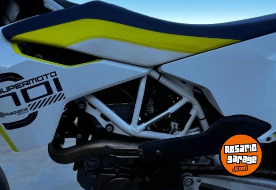 Motos - Husqvarna 701 supermoto 2018 Nafta 13500Km - En Venta
