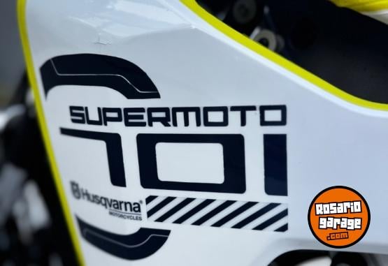 Motos - Husqvarna 701 supermoto 2018 Nafta 13500Km - En Venta