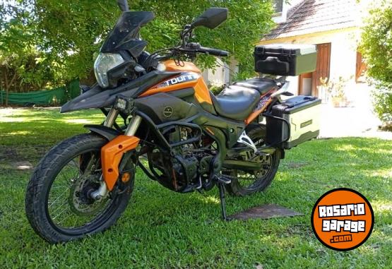 Motos - Corven Touring 250 2018 Nafta 32000Km - En Venta