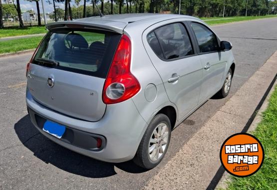 Autos - Fiat FIAT PALIO ATTRACTIVE 1.4 2014 Nafta 120000Km - En Venta