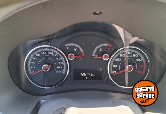 Autos - Fiat FIAT PALIO ATTRACTIVE 1.4 2014 Nafta 120000Km - En Venta