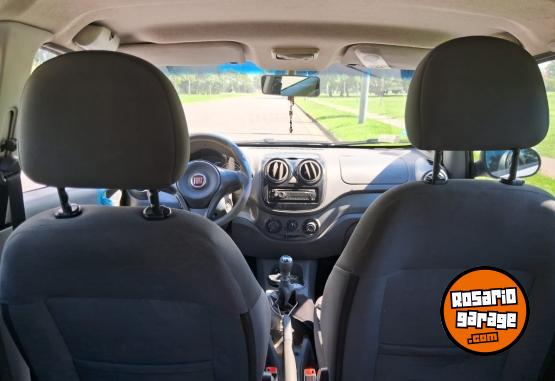Autos - Fiat FIAT PALIO ATTRACTIVE 1.4 2014 Nafta 120000Km - En Venta