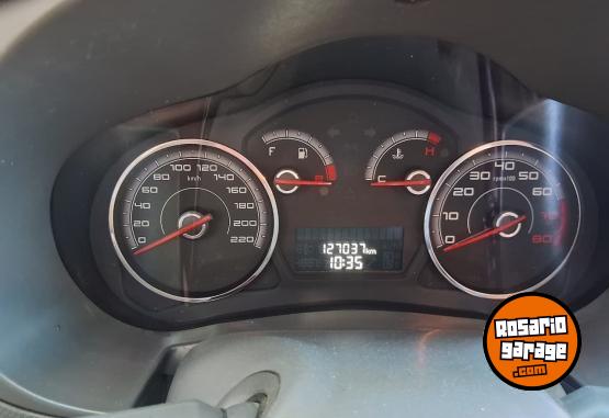 Autos - Fiat FIAT PALIO ATTRACTIVE 1.4 2014 Nafta 127000Km - En Venta