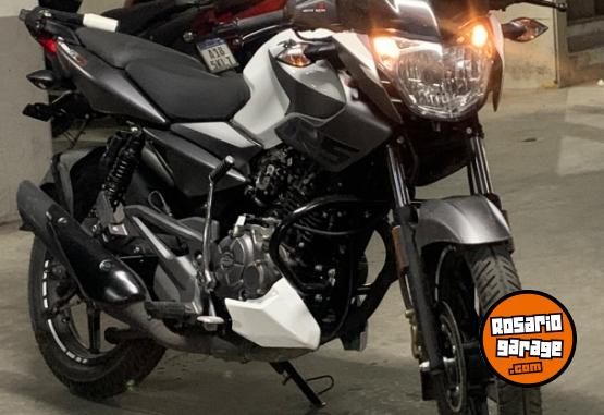 Motos - Bajaj Rouser 125 ns 2024 Nafta 11500Km - En Venta