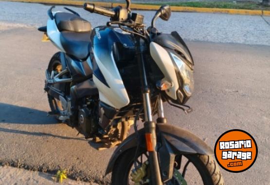 Motos - Bajaj Rousser ns 200 2017 Nafta 27600Km - En Venta