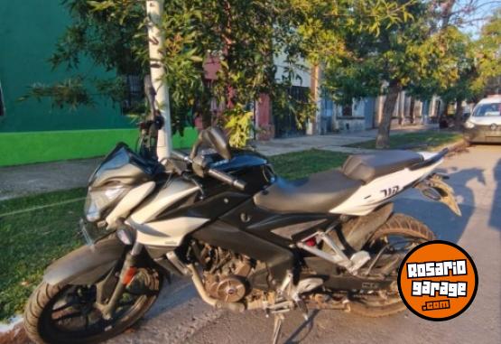 Motos - Bajaj Rousser ns 200 2017 Nafta 27600Km - En Venta