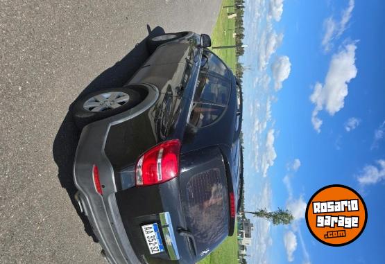 Camionetas - Chevrolet Captiva LS 4 x 2 Nafta 2016 Nafta 145000Km - En Venta