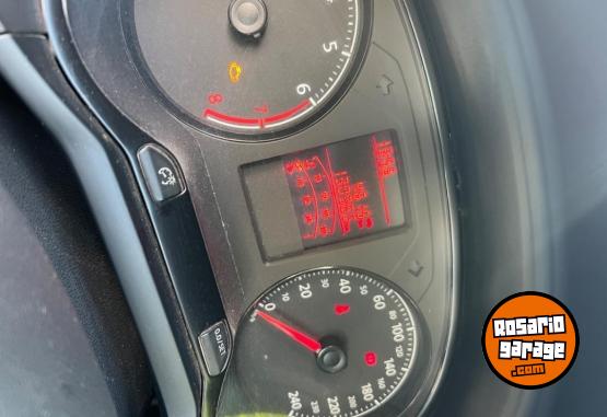 Utilitarios - Volkswagen Saveiro cabina simple 2017 Nafta 130000Km - En Venta