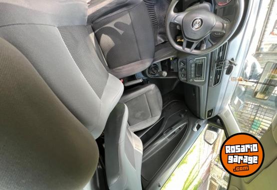 Utilitarios - Volkswagen Saveiro cabina simple 2017 Nafta 130000Km - En Venta