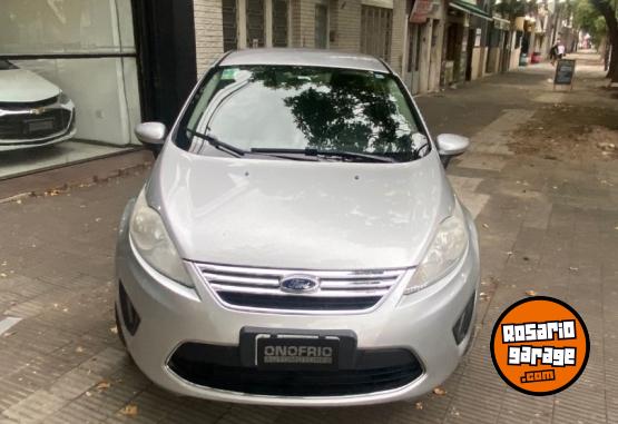 Autos - Ford Fiesta 2011 Nafta 160000Km - En Venta