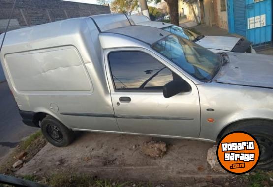 Utilitarios - Ford Currier 1999 Diesel 111111Km - En Venta