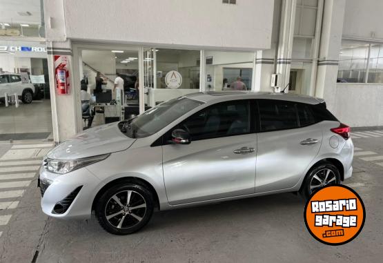 Autos - Toyota yaris s cvt 2019 Nafta 69851Km - En Venta