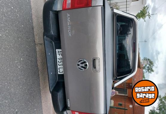 Camionetas - Volkswagen Amarok trendline 2023 Diesel 57000Km - En Venta