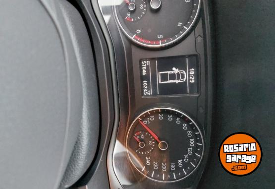 Camionetas - Volkswagen Amarok trendline 2023 Diesel 57000Km - En Venta