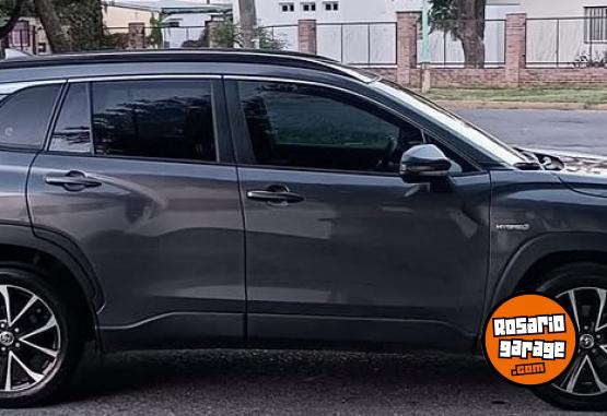 Autos - Toyota COROLLA CROSS SEG H�BRIDO 2022 Electrico / Hibrido 100000Km - En Venta