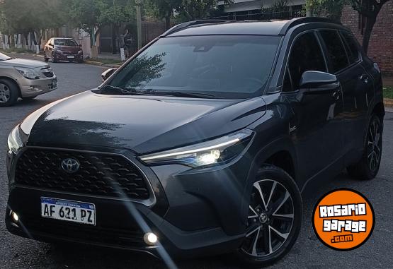 Autos - Toyota COROLLA CROSS SEG H�BRIDO 2022 Electrico / Hibrido 100000Km - En Venta