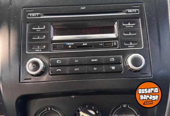 Autos - Volkswagen Suran 1.6 Highline 2013 Nafta 168000Km - En Venta