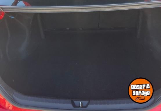 Autos - Toyota Yaris 2019 Nafta 120000Km - En Venta