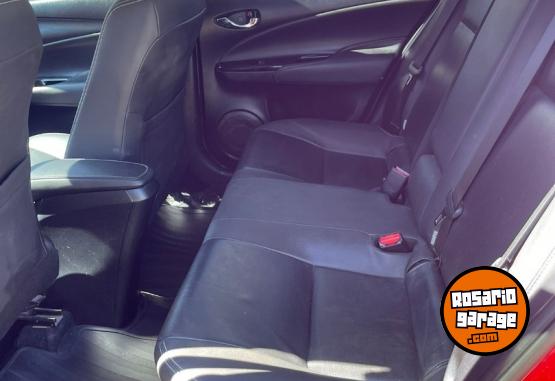 Autos - Toyota Yaris 2019 Nafta 120000Km - En Venta
