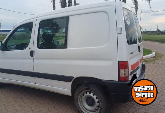 Utilitarios - Citroen berlingo 2018 Diesel 168000Km - En Venta