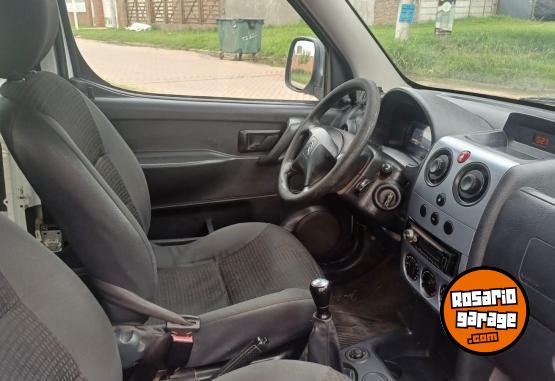 Utilitarios - Citroen berlingo 2018 Diesel 168000Km - En Venta