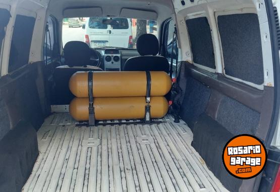 Utilitarios - Peugeot Partner 2012 GNC 152000Km - En Venta