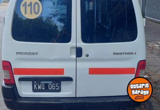 Utilitarios - Peugeot Partner 2012 GNC 152000Km - En Venta