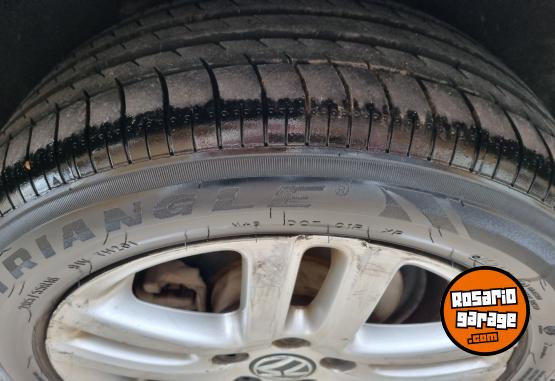 Autos - Volkswagen Vento Advance 1.9 tdi 2010 Diesel 199000Km - En Venta