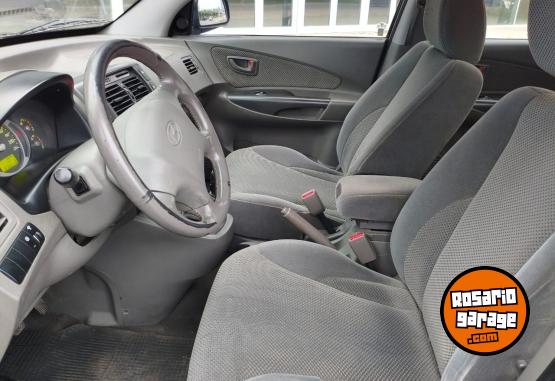 Camionetas - Hyundai TUCSON 2.0 16V (4x2) 2007 Nafta 275000Km - En Venta