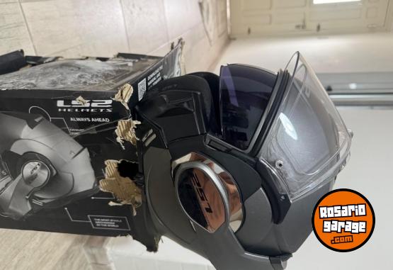 Accesorios para Motos - Casco ls2 valiant 2 rebatible xl - En Venta