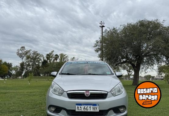 Autos - Fiat Grand Siena 2016 GNC 122500Km - En Venta