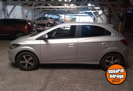 Autos - Chevrolet Ónix LTZ 2019 Nafta 88500Km - En Venta