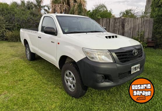 Camionetas - Toyota Hulix 2.5 tdi - 4x4 2014 Diesel 220000Km - En Venta