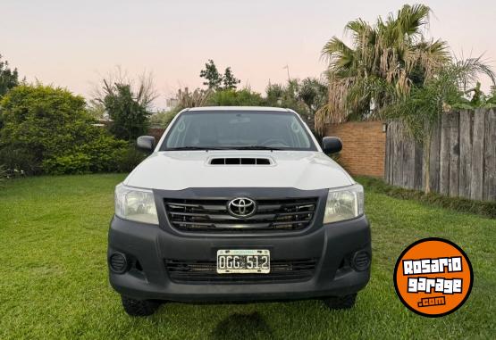 Camionetas - Toyota Hulix 2.5 tdi - 4x4 2014 Diesel 220000Km - En Venta