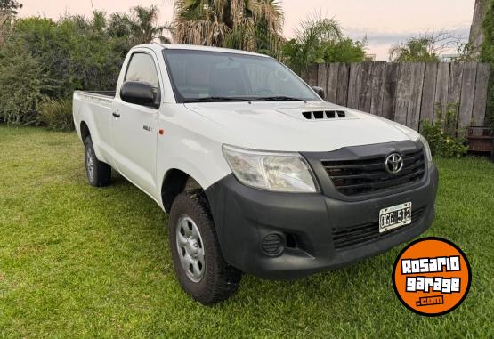 Camionetas - Toyota Hulix 2.5 tdi - 4x4 2014 Diesel 220000Km - En Venta